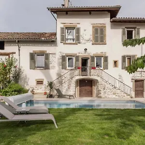 La Cabane Du 375, Piscine Clim,jacuzzi Et Insolite Camping